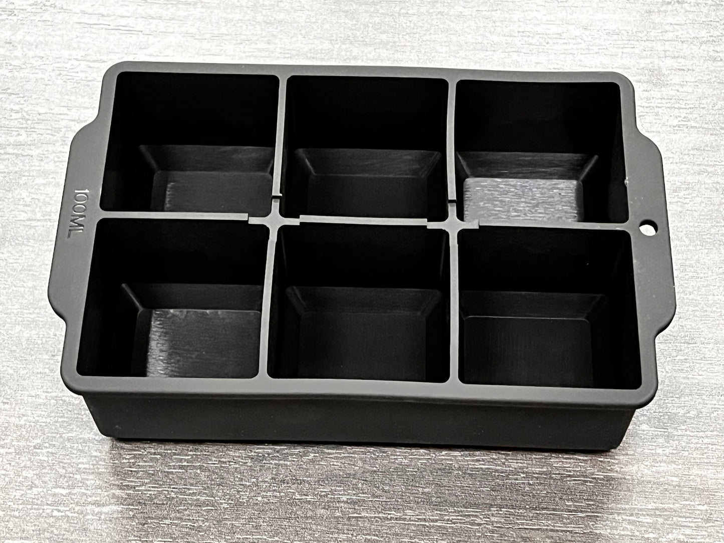 AnlarVo Flexible Silicone Cube Ice Tray with lid, Extra-large 2 inches, 2 Pack